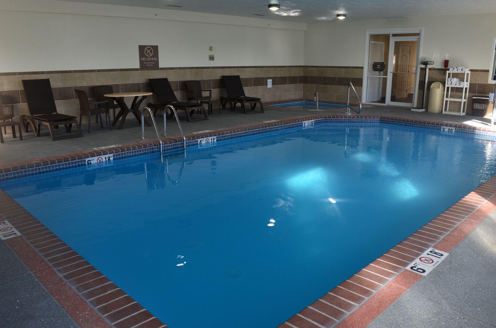 Comfort Inn & Suites Junction City - Near Fort Riley Extérieur photo
