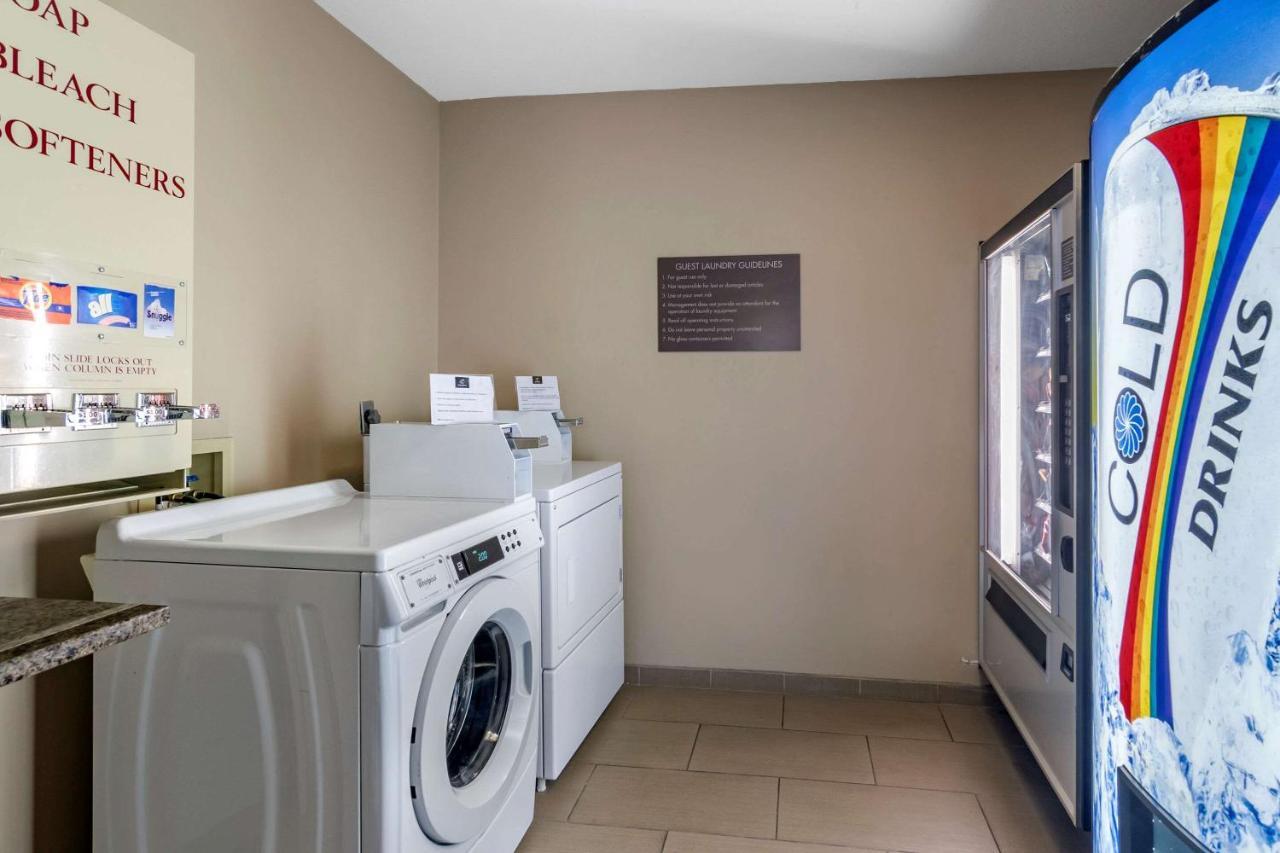 Comfort Inn & Suites Junction City - Near Fort Riley Extérieur photo