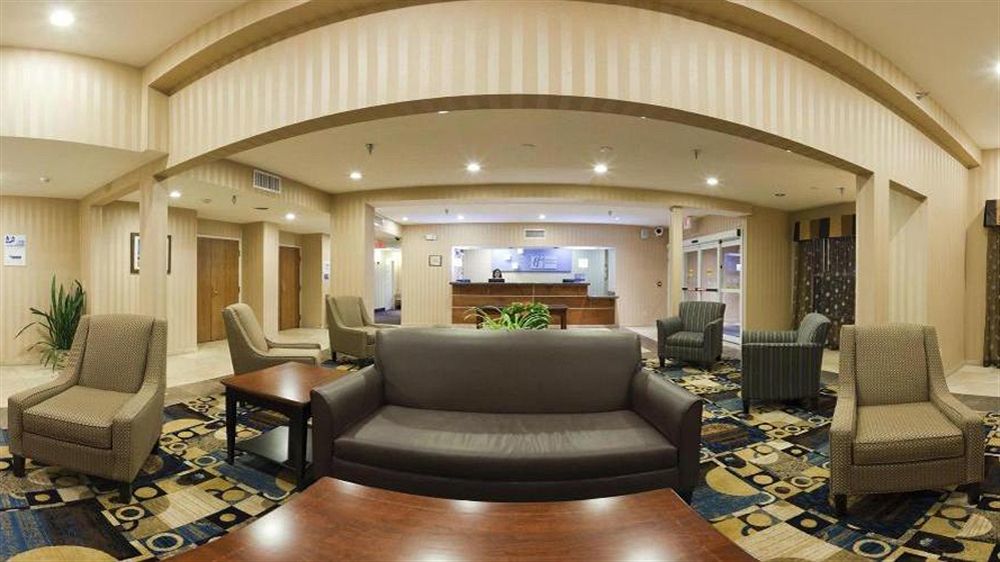 Comfort Inn & Suites Junction City - Near Fort Riley Extérieur photo